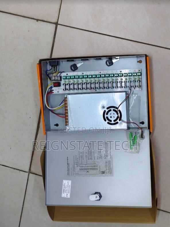 Power Supply 12v Enclosed With Fuse For Cctv