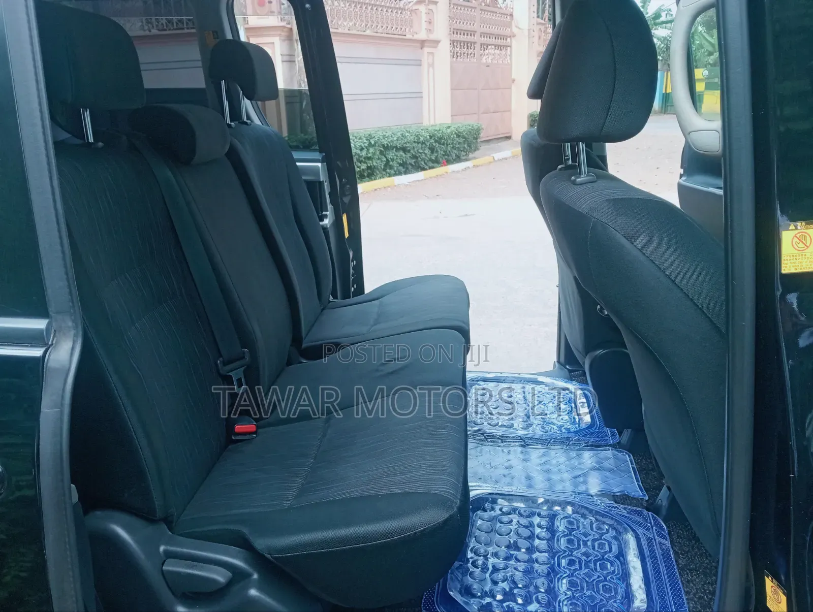 Toyota Voxy 2012 Black