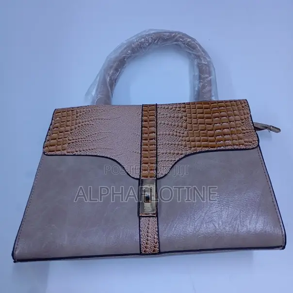 Quality Pure Leather Female Hand Bags for Office Use