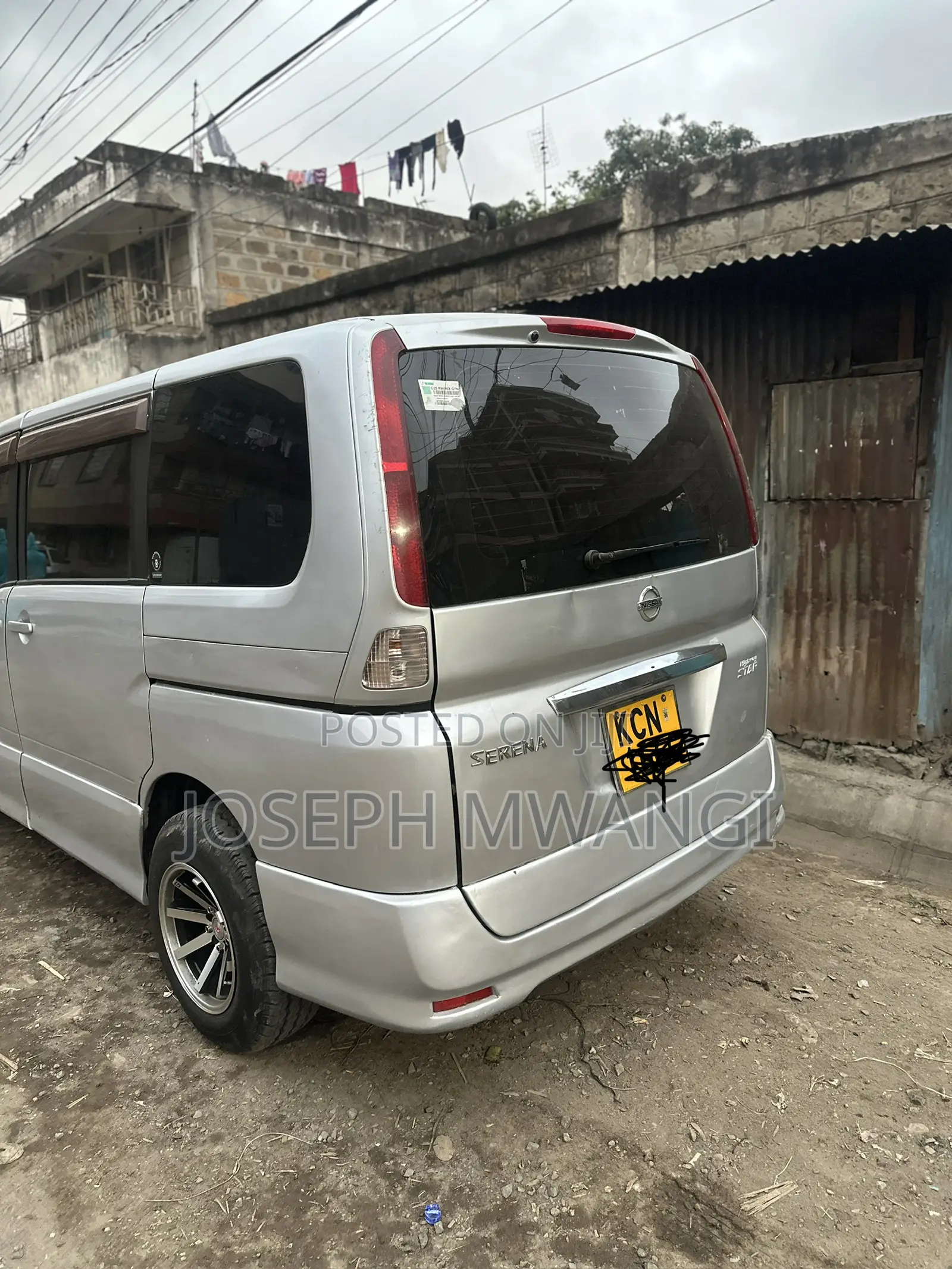 Nissan Serena 2010 Silver