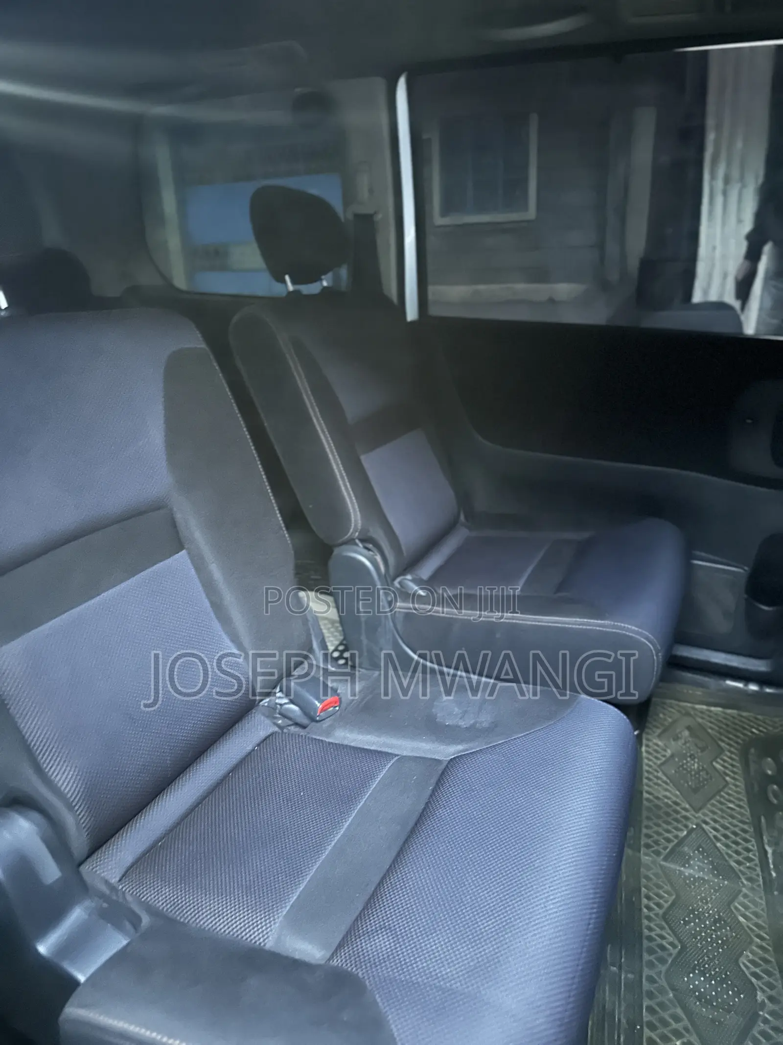 Nissan Serena 2010 Silver