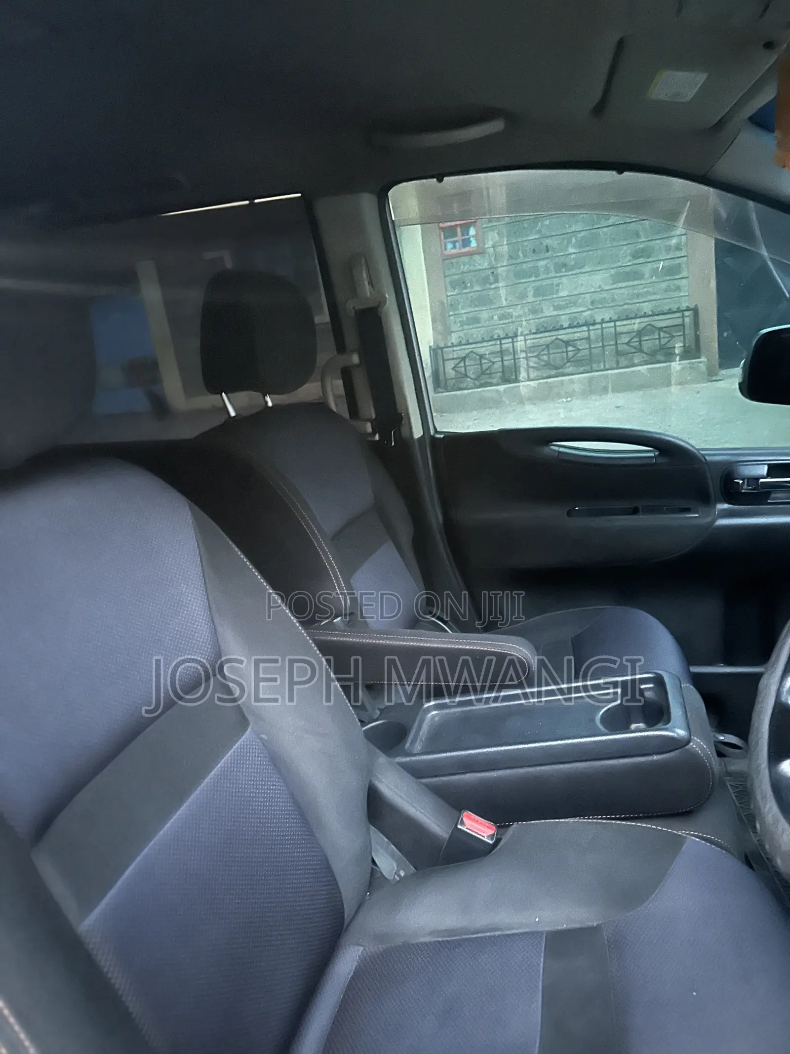 Nissan Serena 2010 Silver