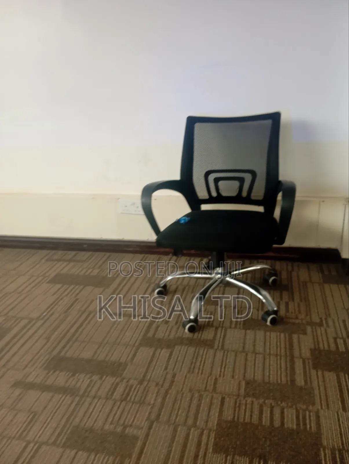 Office Armrest Chair