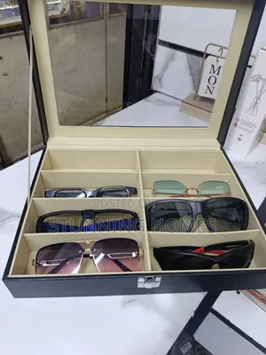 8 Slots Sunglasses Organizer