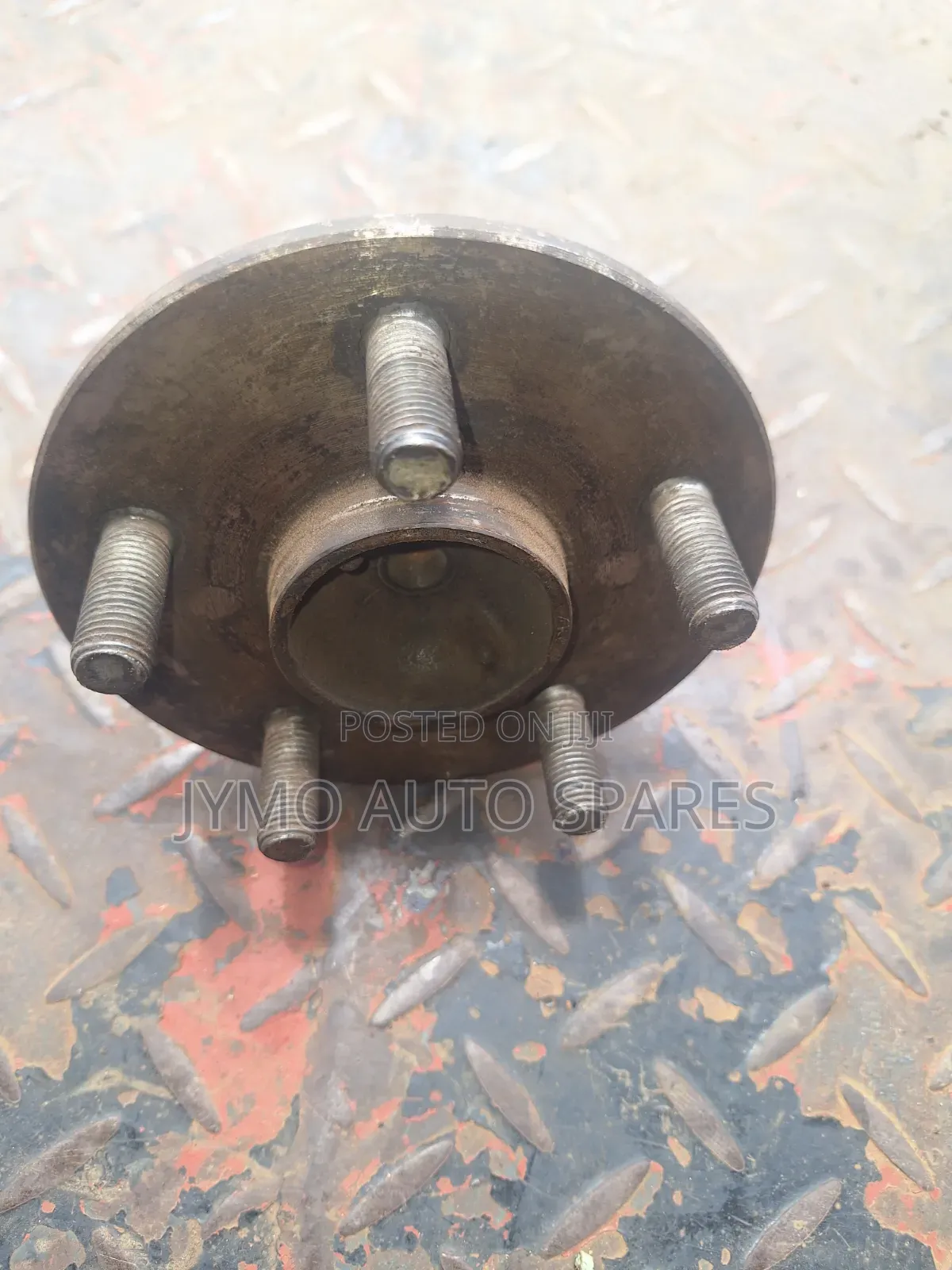Premio 260 Rear Wheel Hub