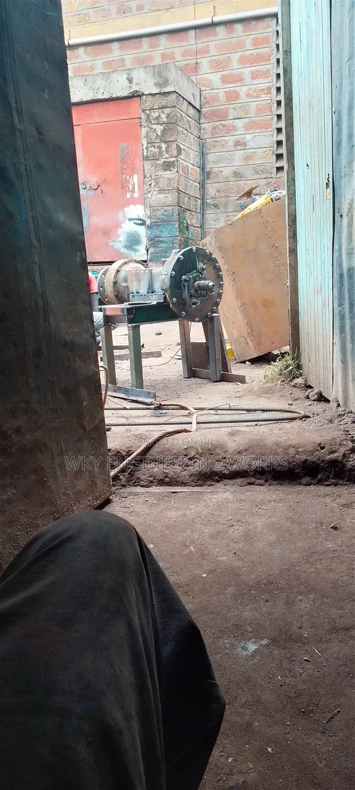 Machines, Grinding Balls, Gears, Installation Dora