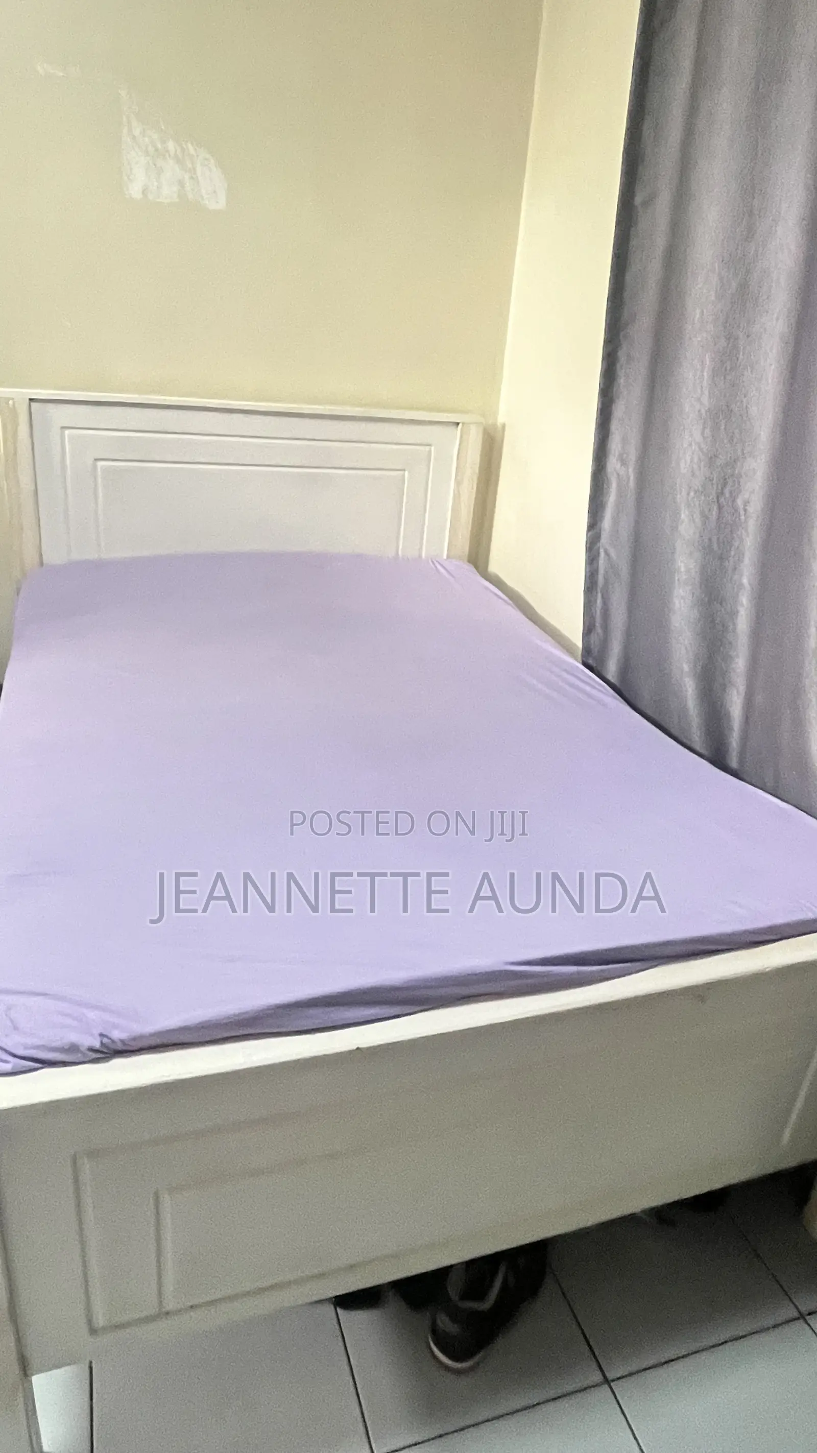 4.5*6 Wooden Bed