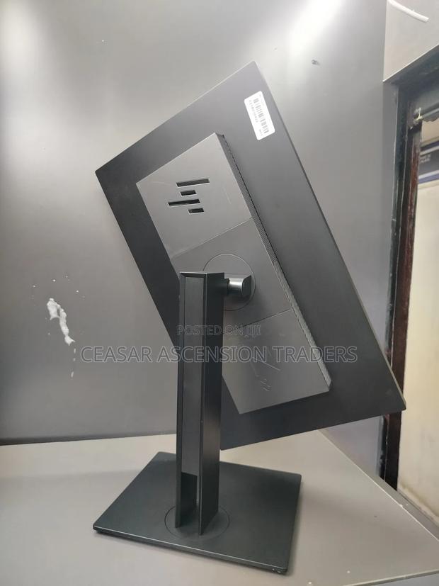 Hp Z22 22inch Monitor