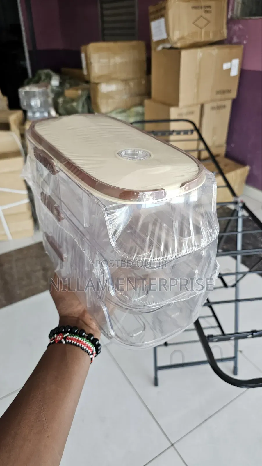 Acrylic Stackable Automatic Sliding/Rolling Egg Storage Box