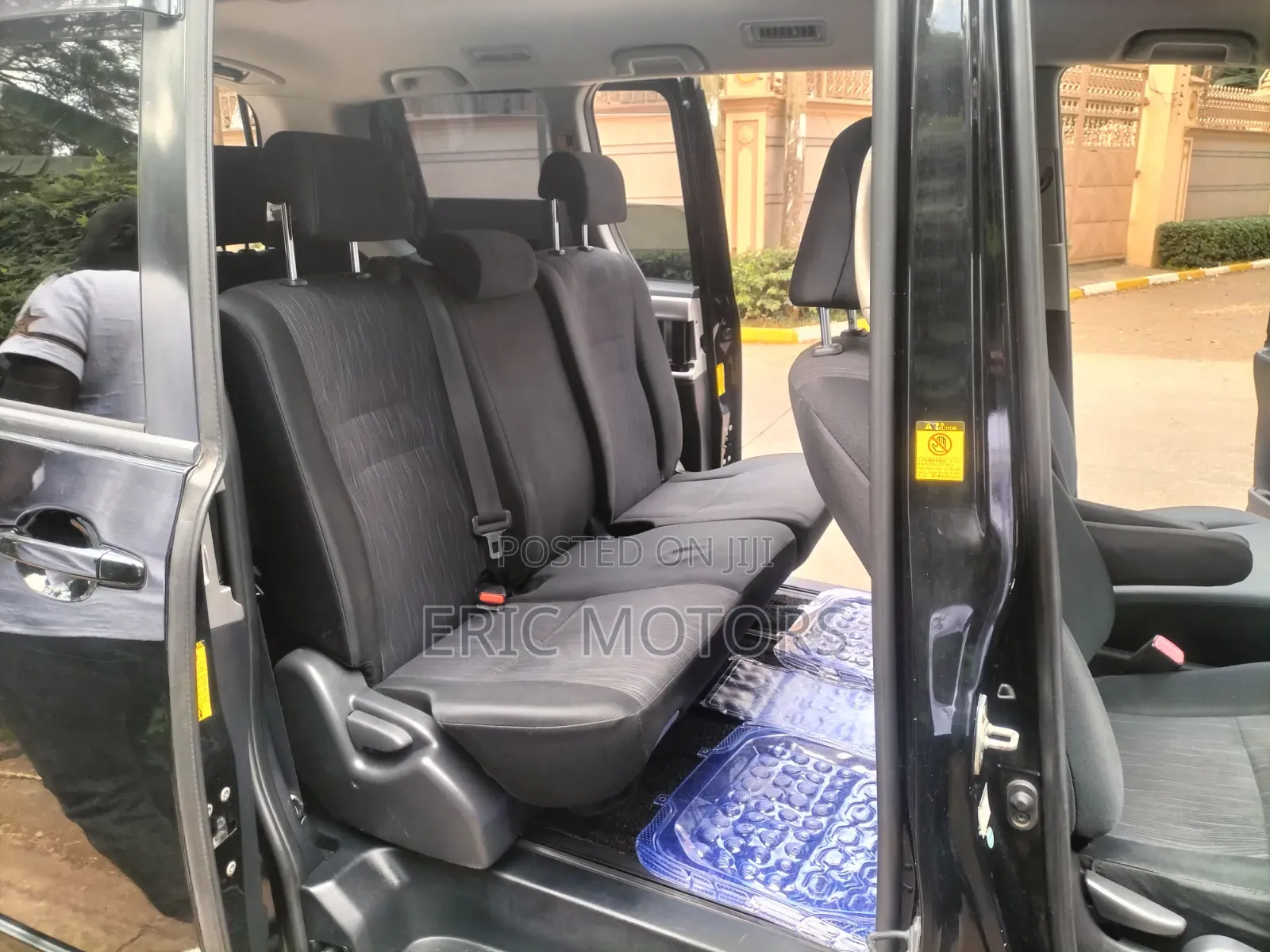 Toyota Voxy 2013 Black