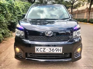 Toyota Voxy 2013 Black