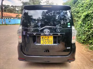 Toyota Voxy 2013 Black