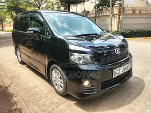 Toyota Voxy 2013 Black