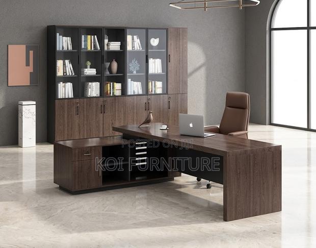Office Desk; 1.8 Executive Style Office Bosses Desk - thumbnail 2