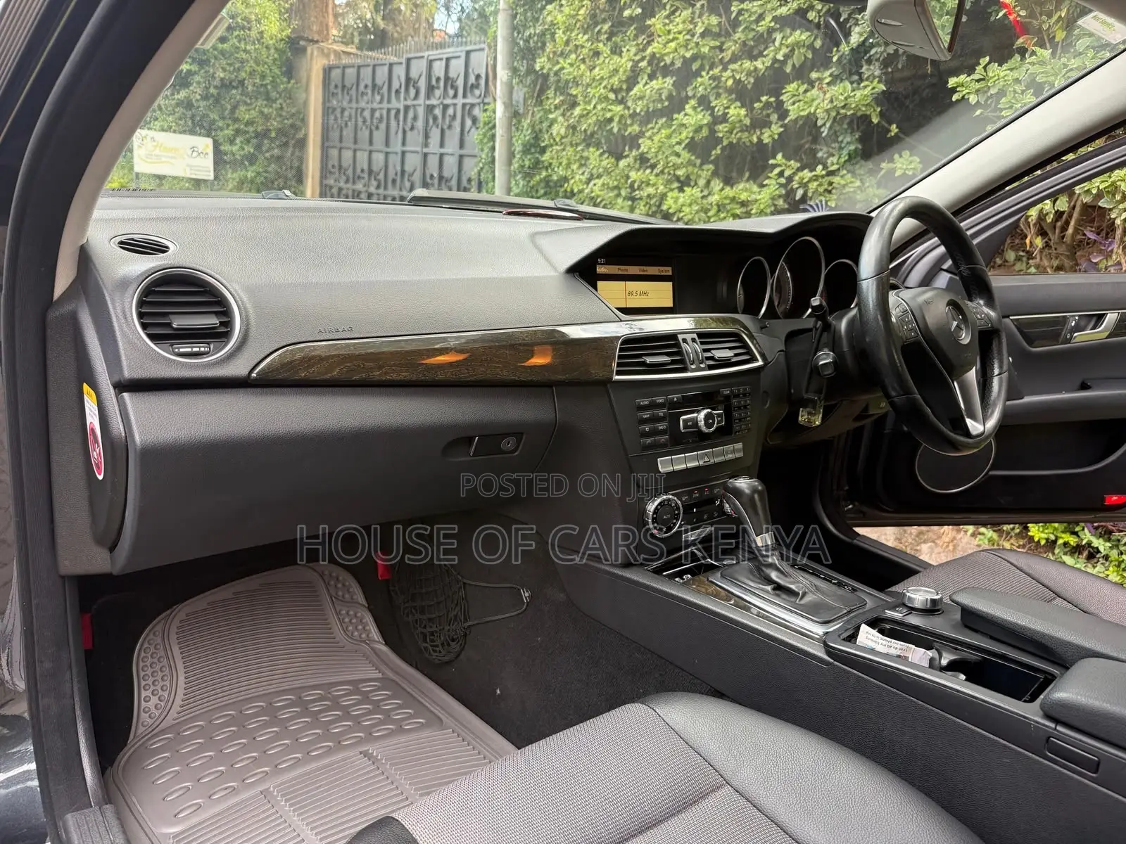 Mercedes-Benz C200 2012 Black