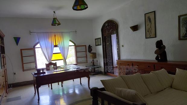 8bdrm Villa in Watamu for sale - thumbnail 4