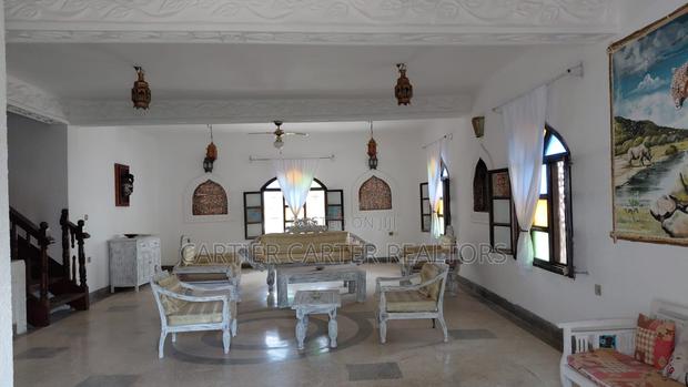 8bdrm Villa in Watamu for sale - thumbnail 7
