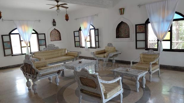 8bdrm Villa in Watamu for sale - thumbnail 16