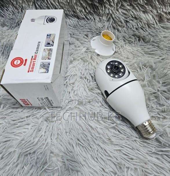 CCTV Bulb Camera Lens PTZ Bulb CCTV 360 1080p With Motion Trackng