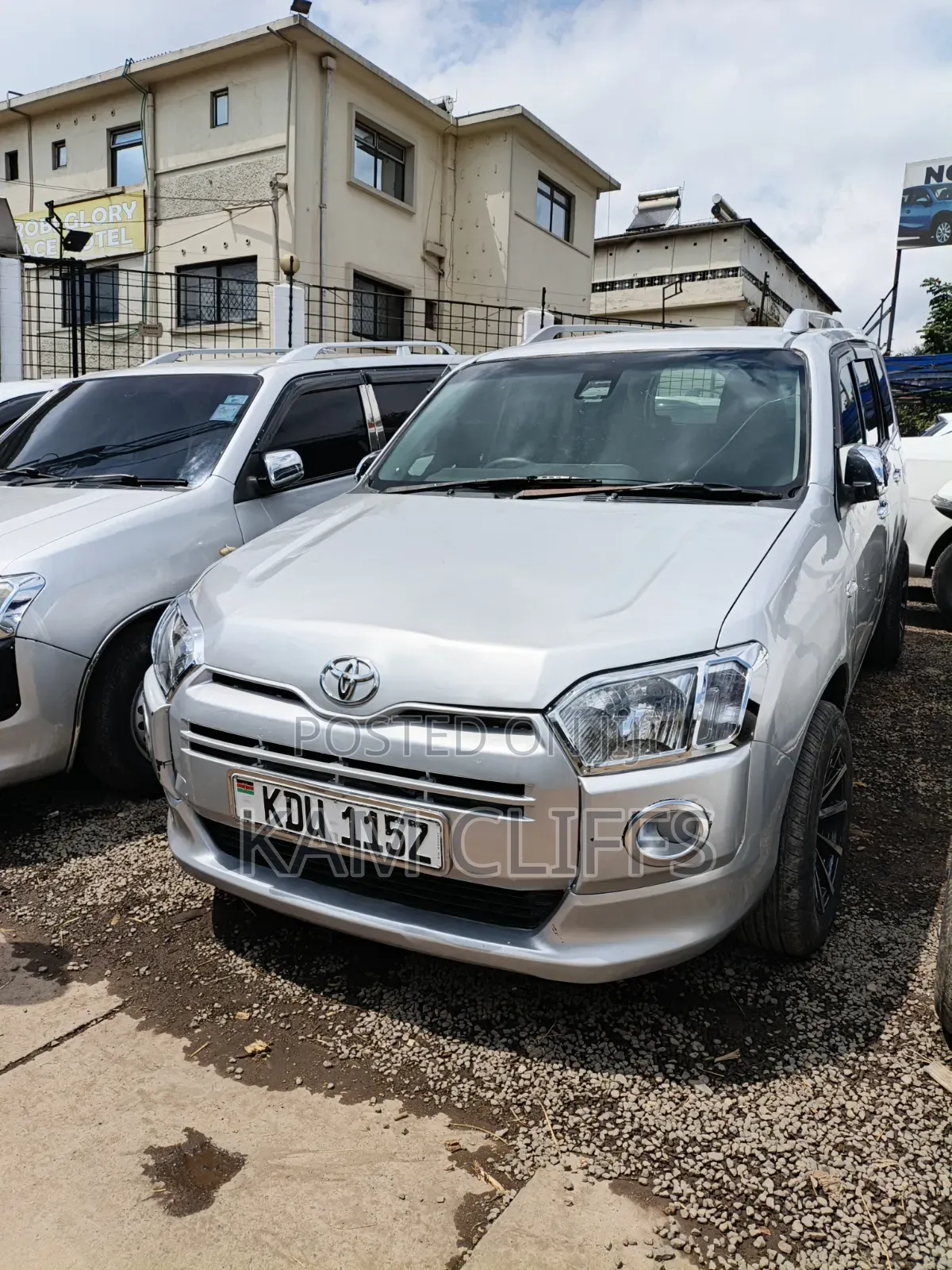 Toyota Succeed 2018 Silver
