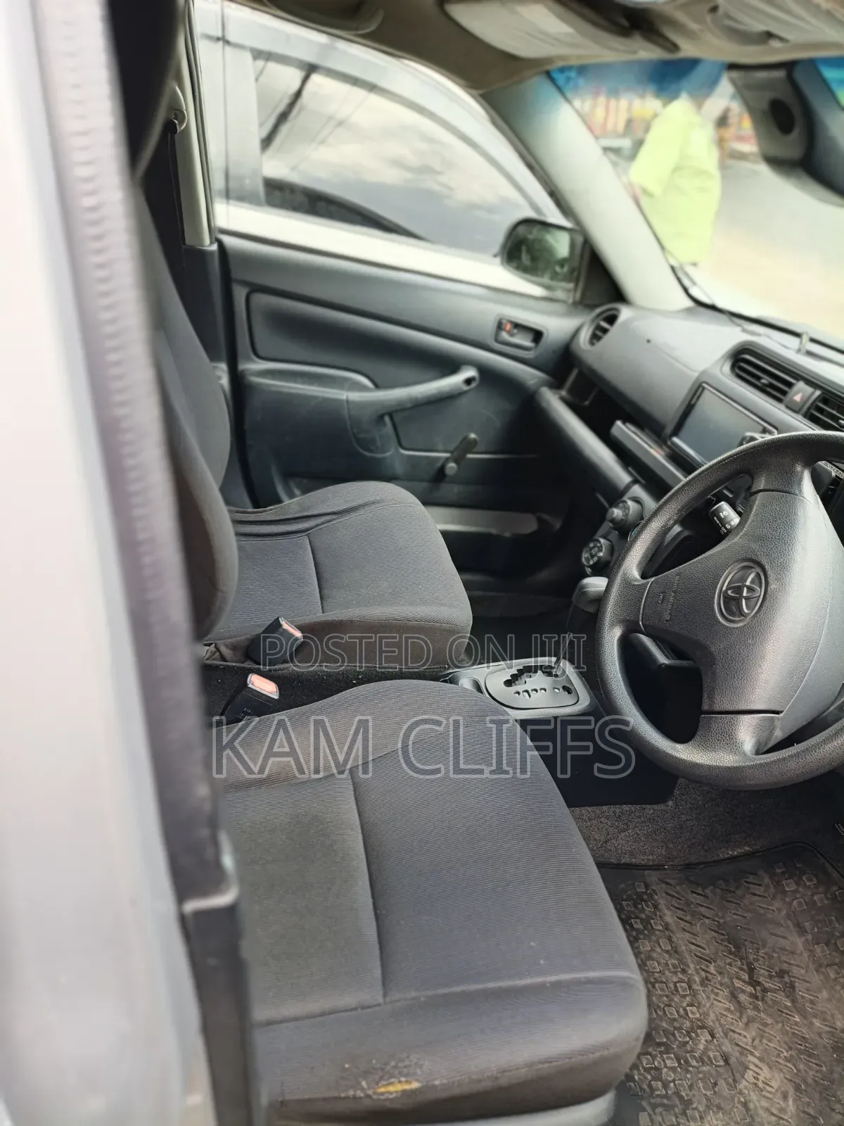 Toyota Succeed 2018 Silver
