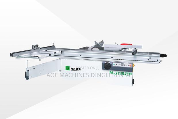 Mj1132f Industrial Sliding Table Saw