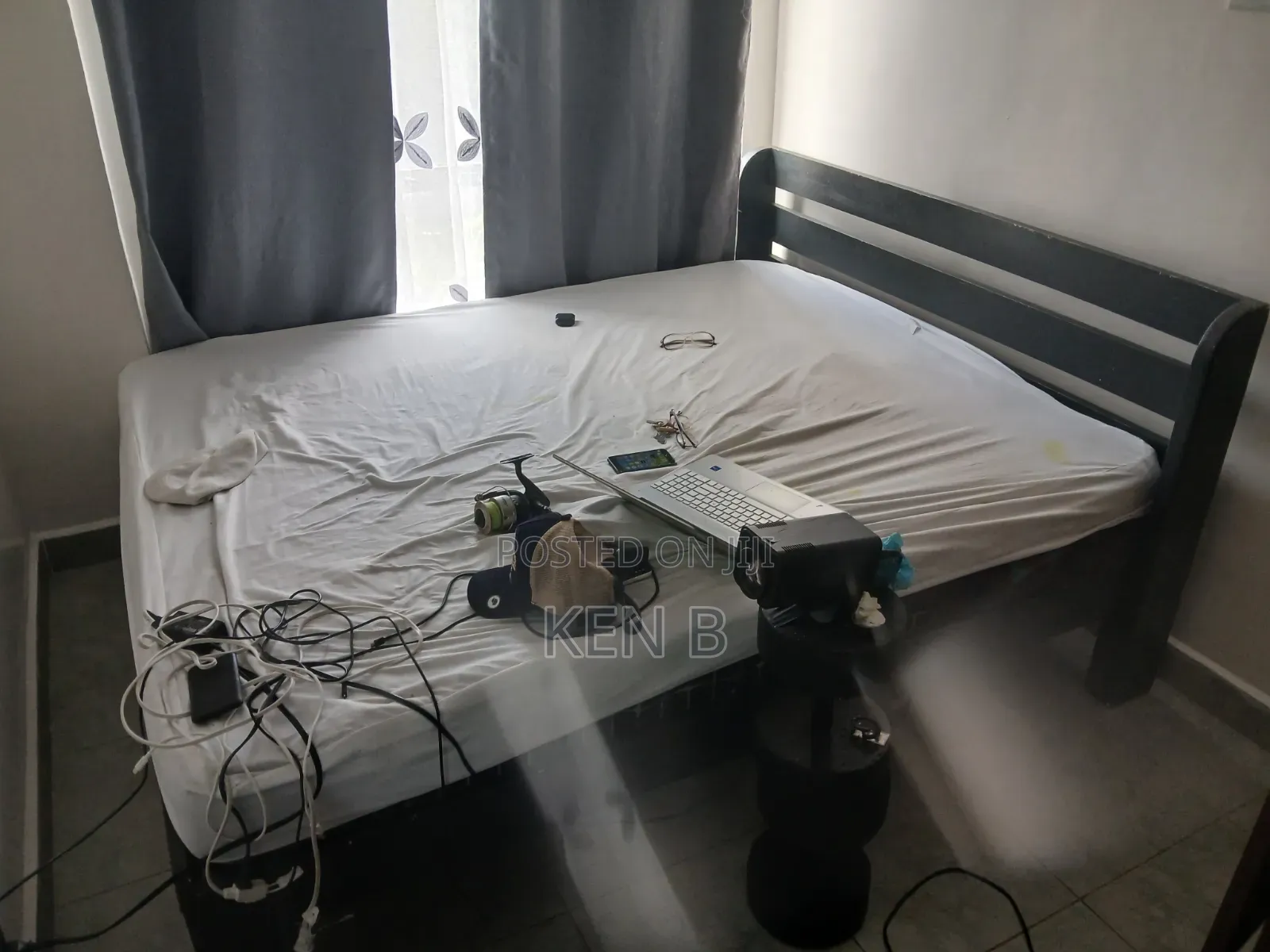 Bed Frame With Mattress 6ft× 5ft Queen