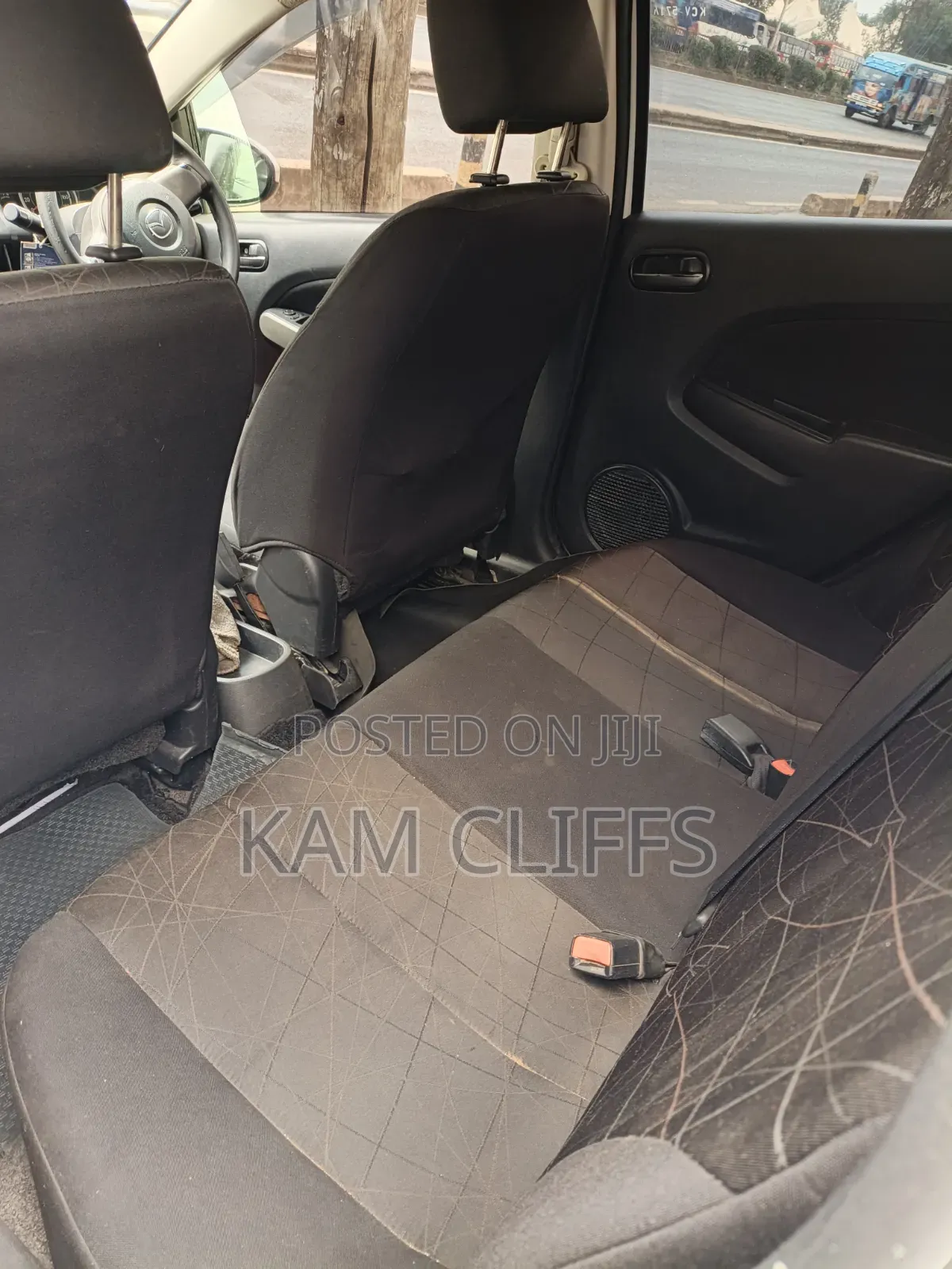 Mazda Demio 2012 Off white