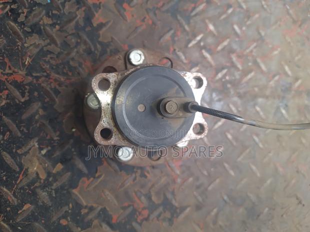 Honda Stream Rear Wheel Hub - thumbnail 2