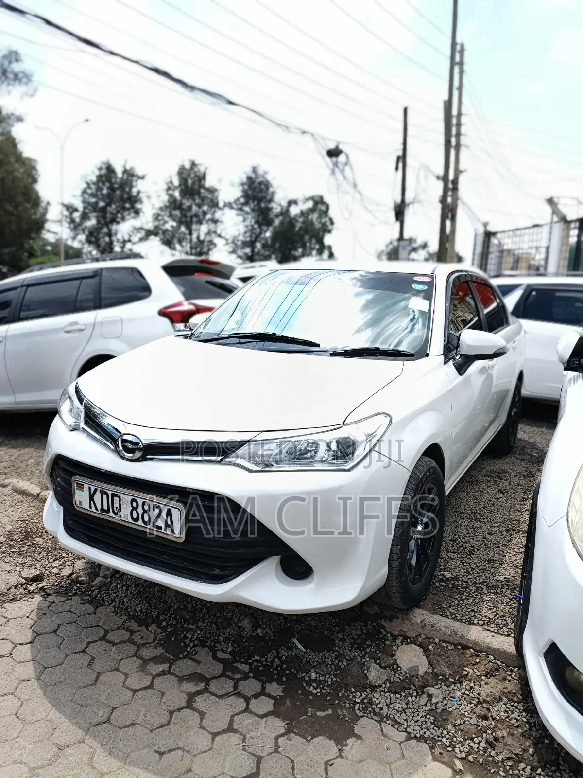 Toyota Axio 2017 Pearl