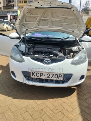 Mazda Demio 2011 Whtie