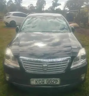 Toyota Crown 2011 Black