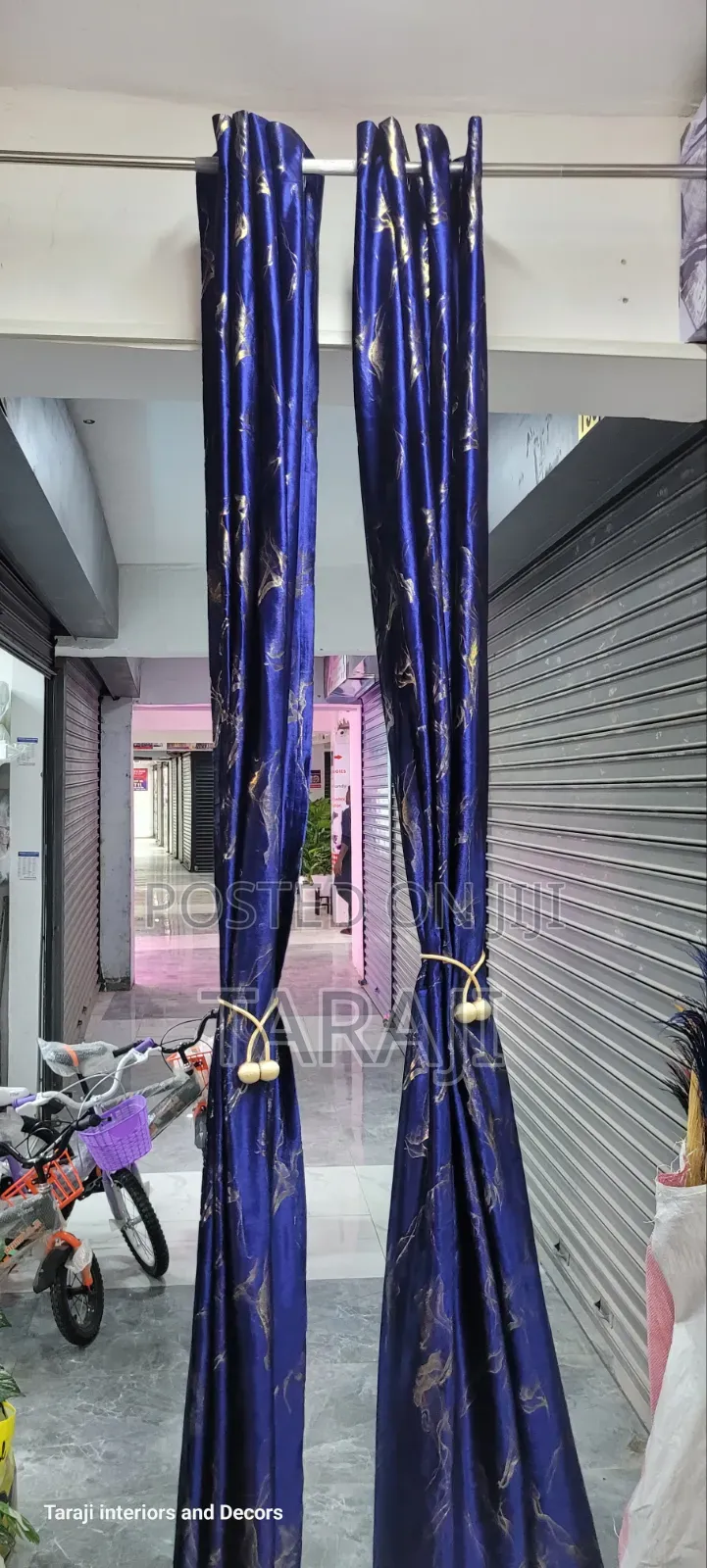 Luxury Marble Pattern Curtains - Elegant Metallic Sheen Drapery