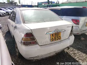 Toyota Corolla 2000 Silver
