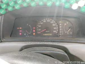 Toyota Corolla 2000 Silver