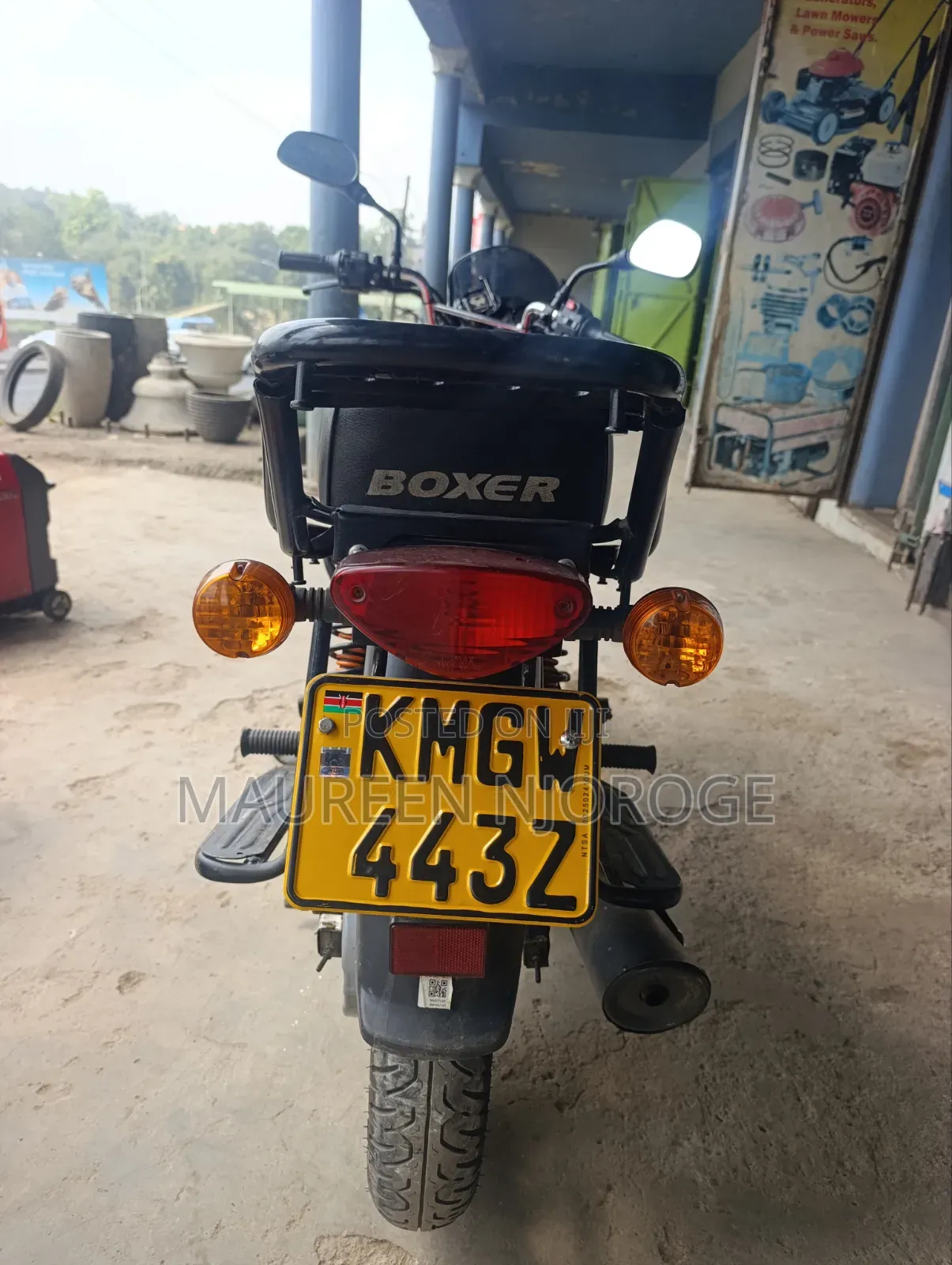 Bajaj Boxer 2025 Red