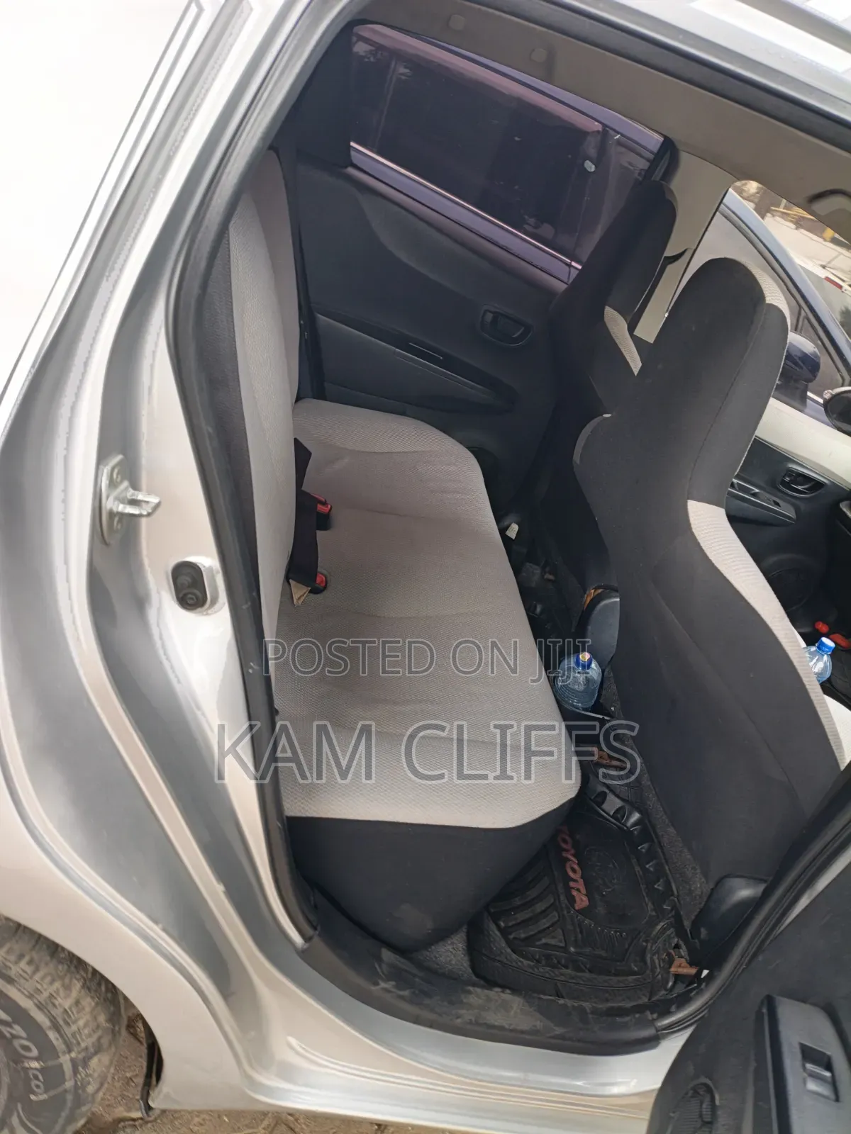 Toyota Vitz 2012 Gray