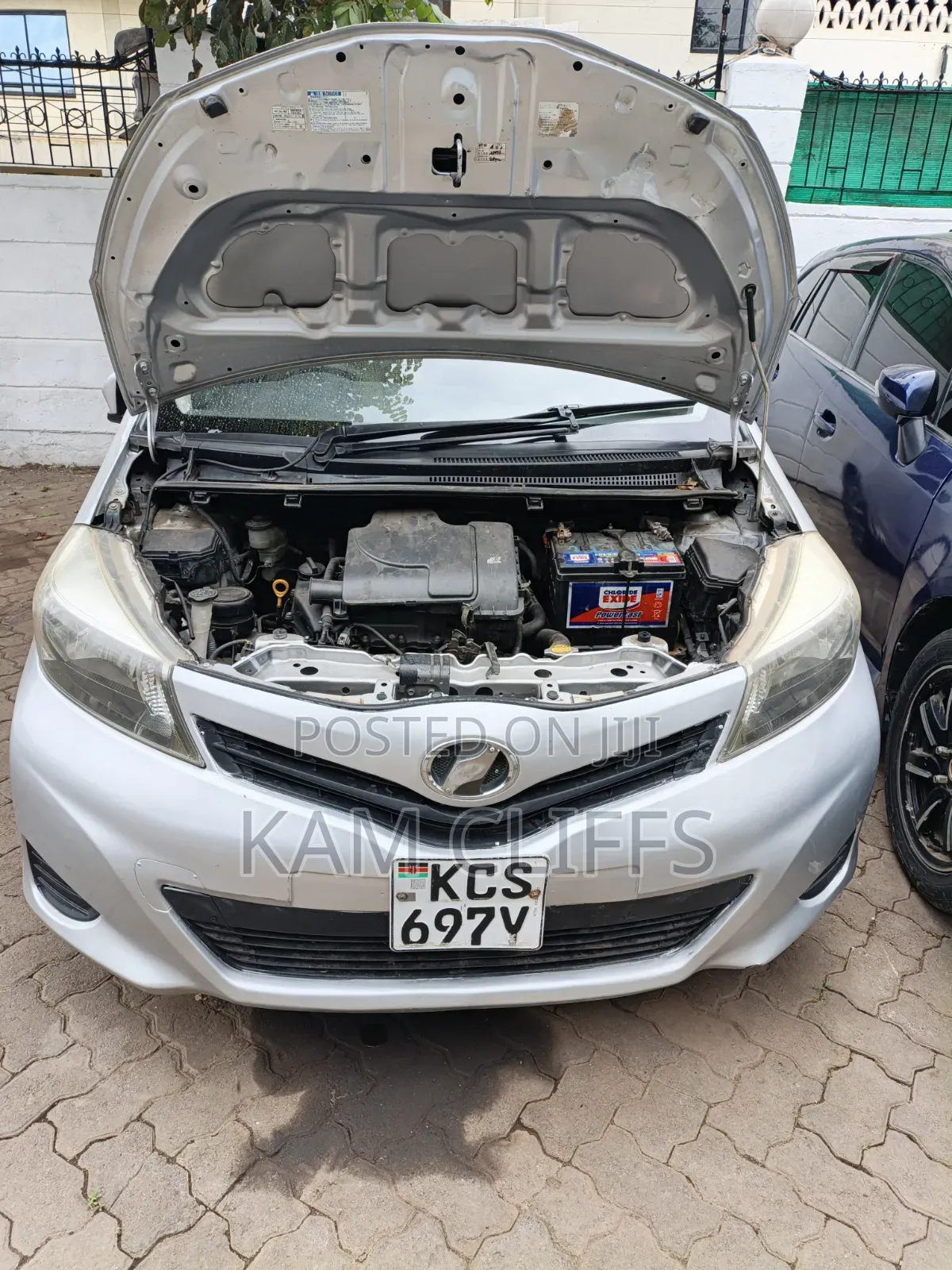 Toyota Vitz 2012 Gray