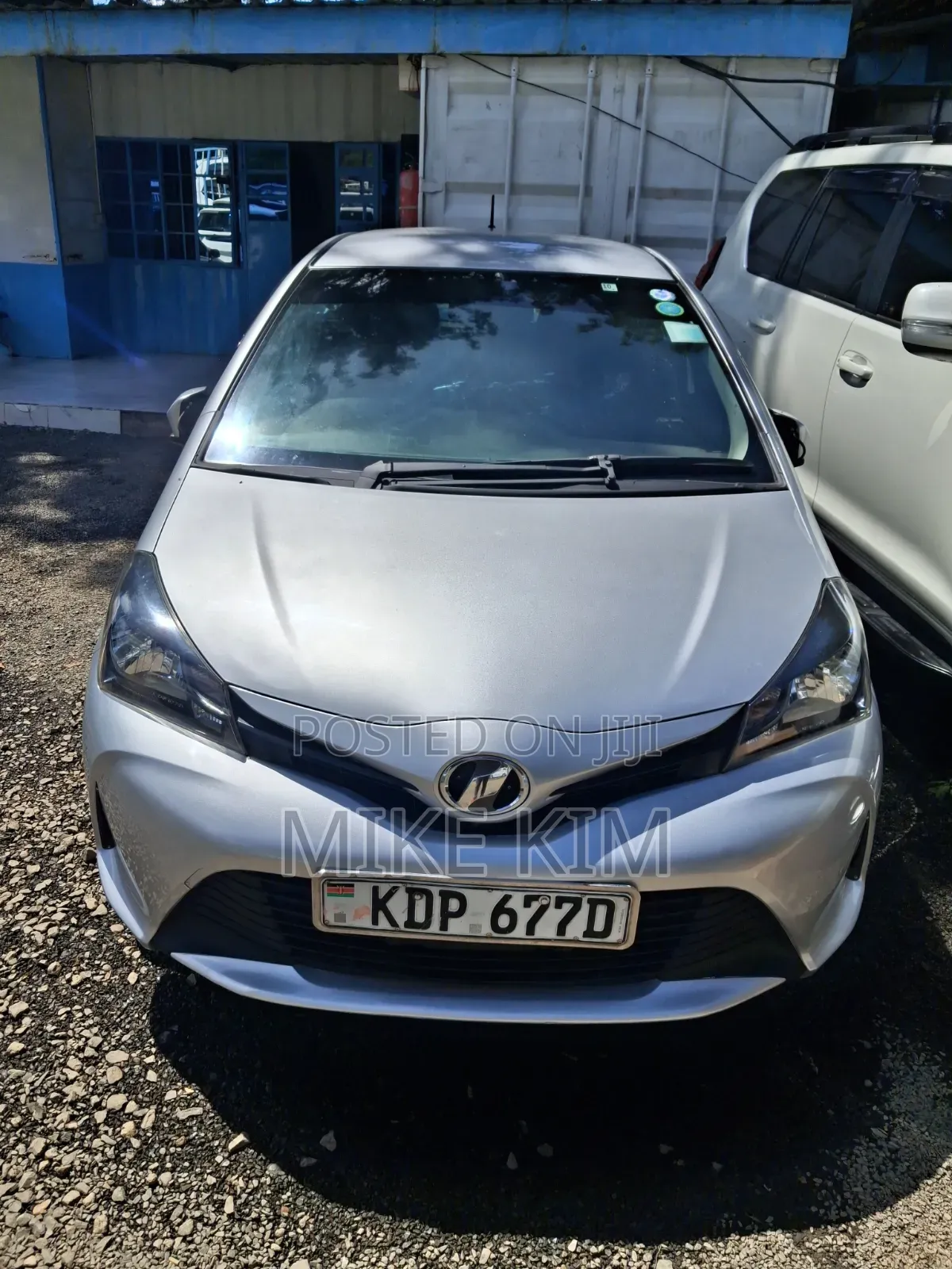 Toyota Vitz 2016 Gray