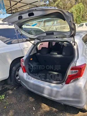 Toyota Vitz 2016 Gray