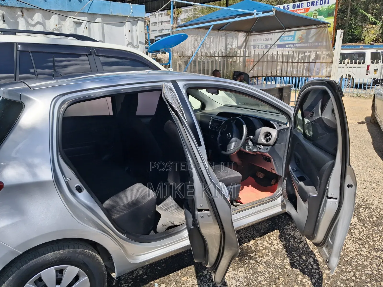 Toyota Vitz 2016 Gray
