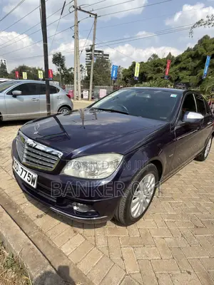 Mercedes-Benz C200 2009 Black