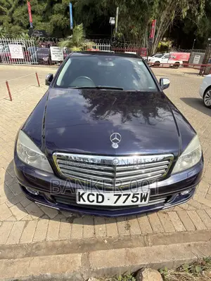 Mercedes-Benz C200 2009 Black