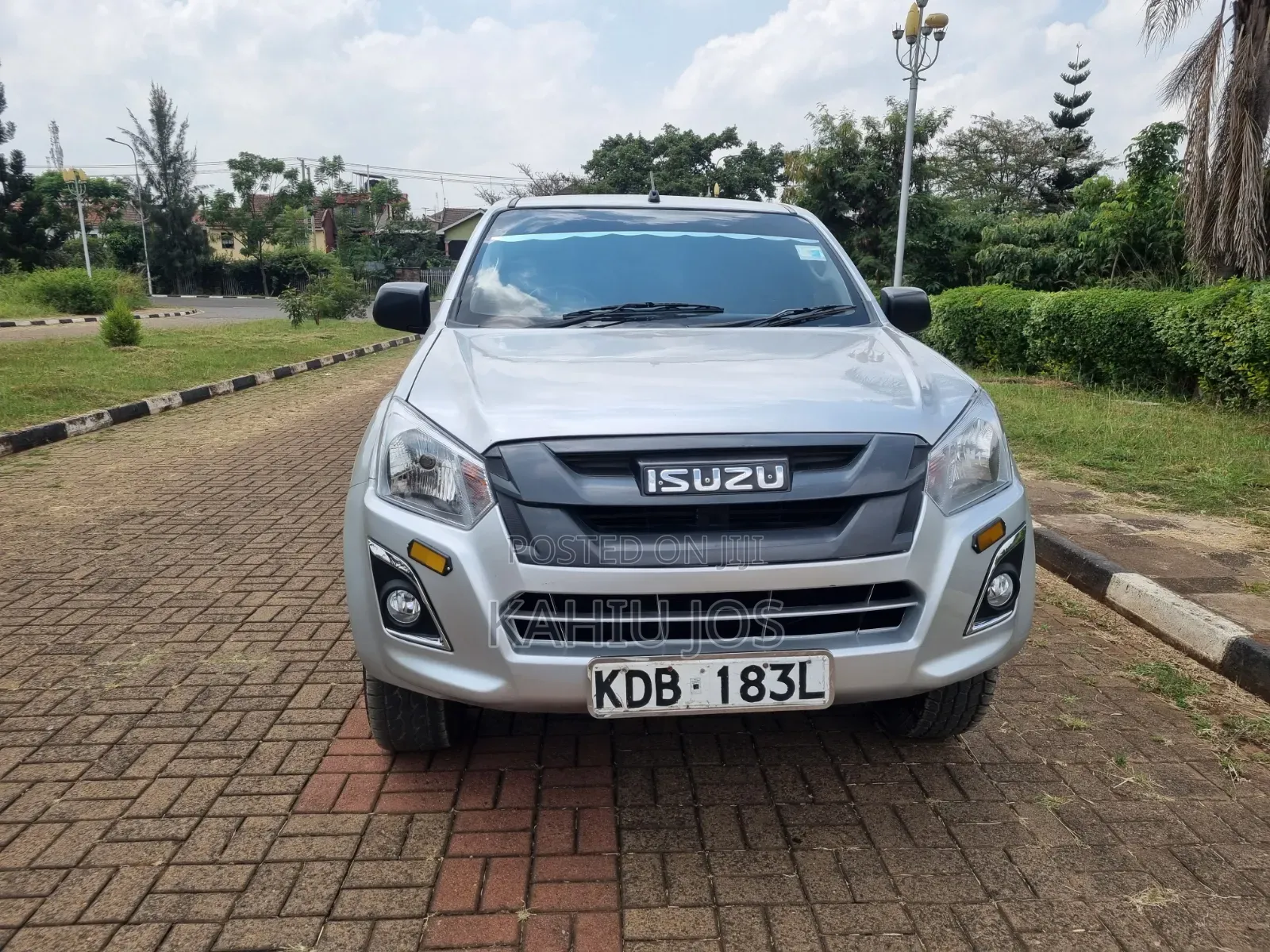 Isuzu D-MAX 2021 Silver