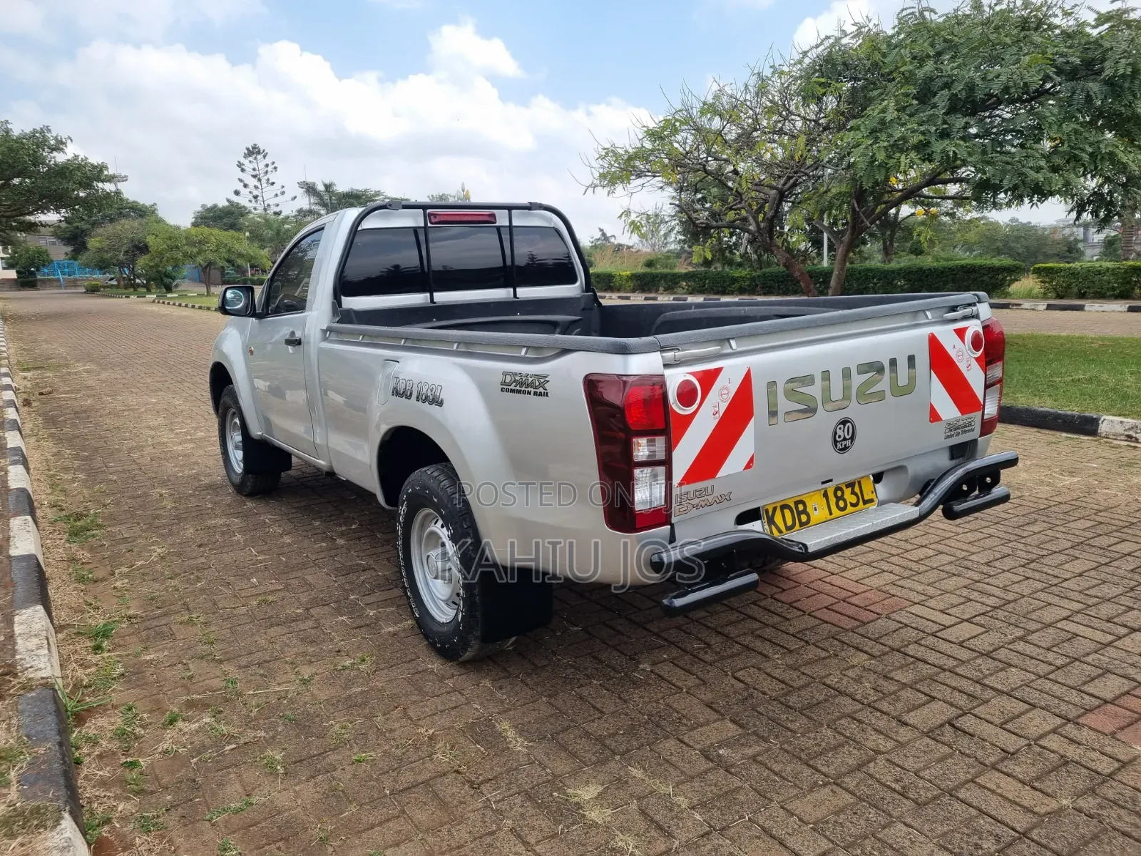 Isuzu D-MAX 2021 Silver