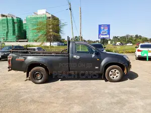 Isuzu D-MAX 2015 Black