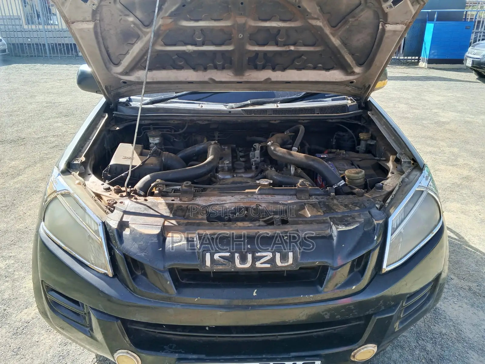 Isuzu D-MAX 2015 Black