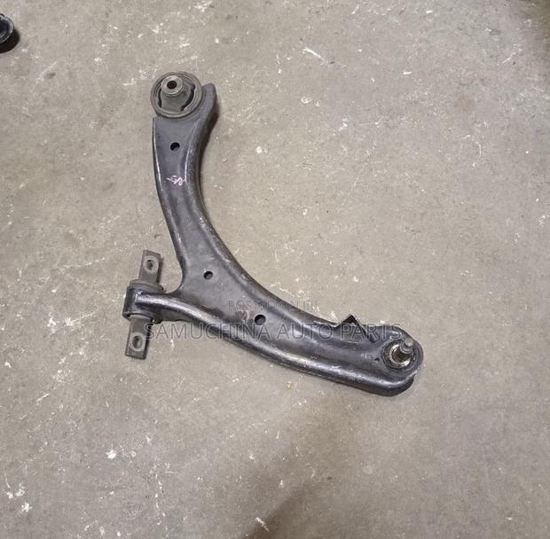 Control Arm Honda Stepwagon
