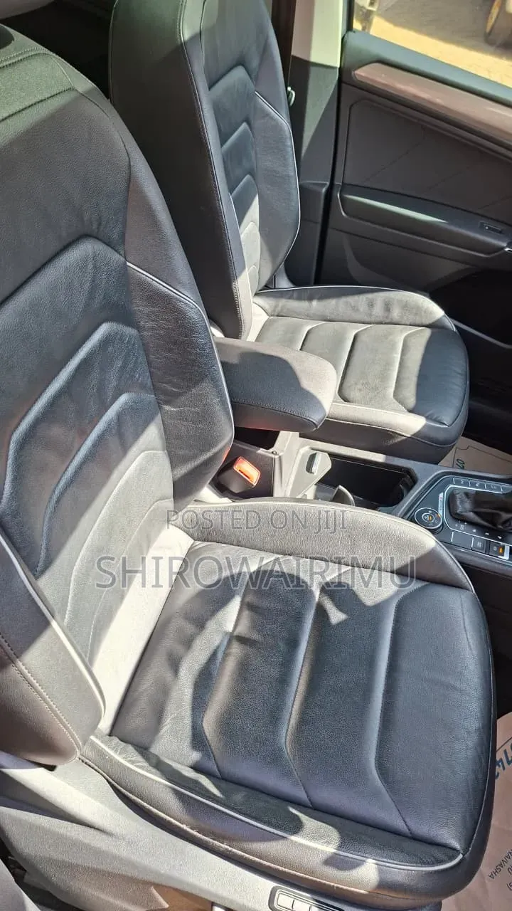Volkswagen Tiguan 2019 Gray