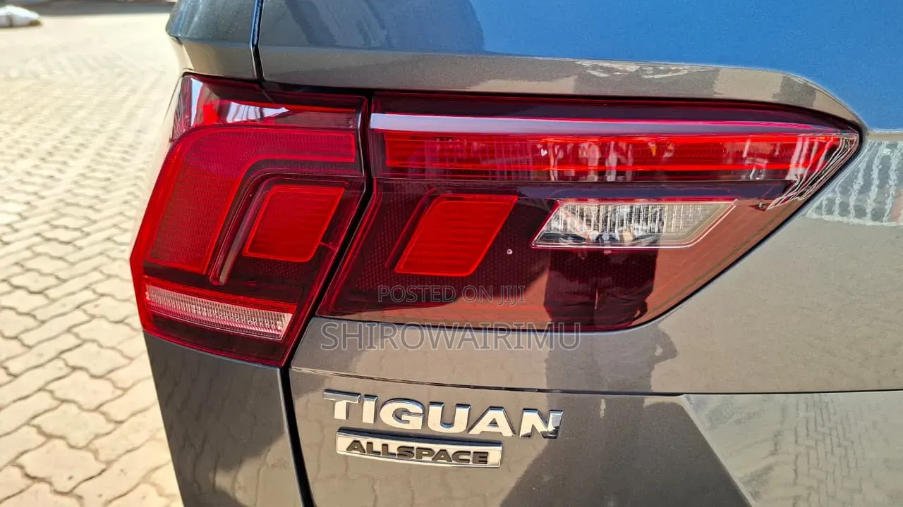Volkswagen Tiguan 2019 Gray